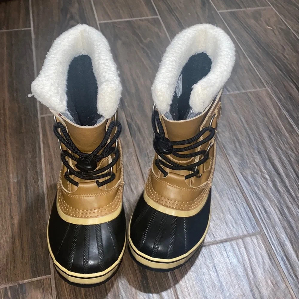 COPY - Sorel Caribou waterproof boots